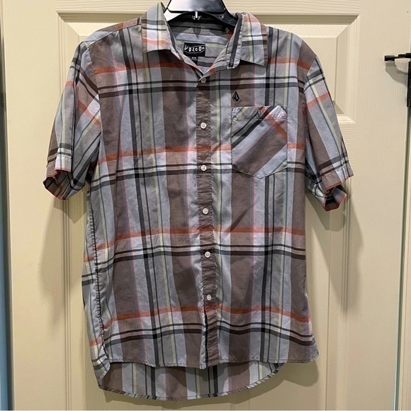 VOLCOM Stone Gray & Red Plaid Short Sleeve Collared Shirt Men M - Picture 1 of 6